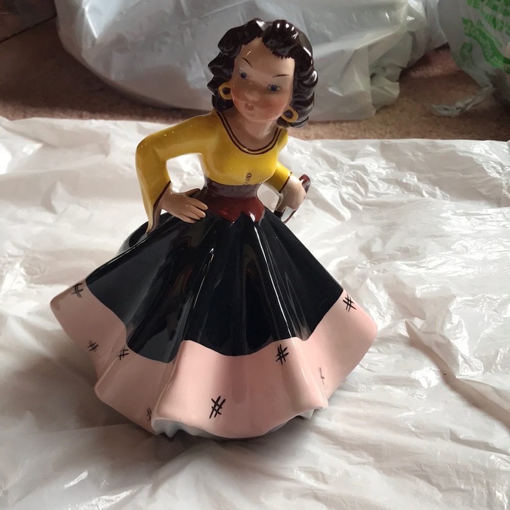 Vintage 1950s Cardel Italy Tambourine Woman Figurine.
